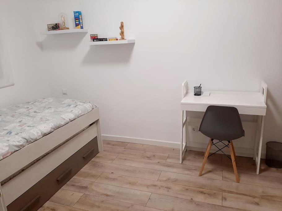 Confortable Apartamento En إلتشه المظهر الخارجي الصورة